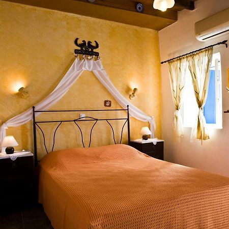 Pepi'S Rooms Triovasalos Экстерьер фото