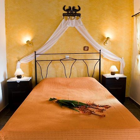 Pepi'S Rooms Triovasalos Экстерьер фото
