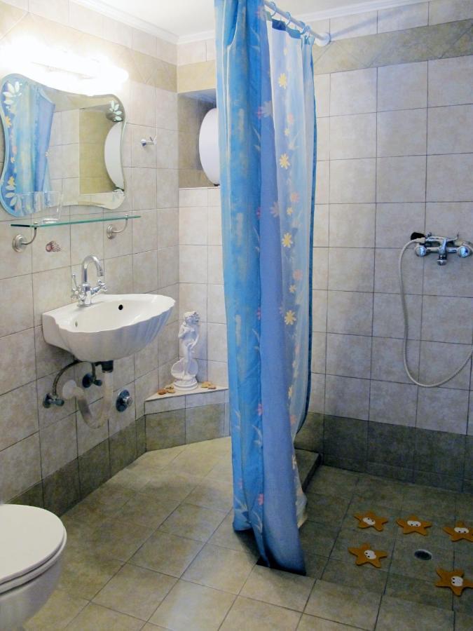 Pepi'S Rooms Triovasalos Экстерьер фото