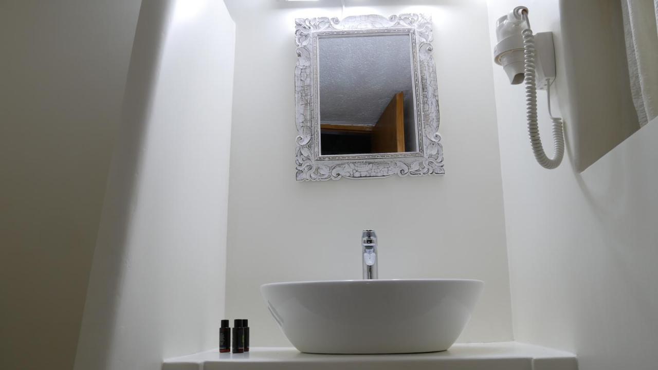 Pepi'S Rooms Triovasalos Экстерьер фото
