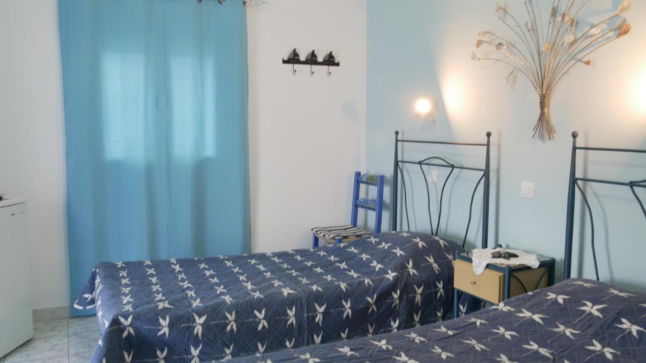 Pepi'S Rooms Triovasalos Экстерьер фото