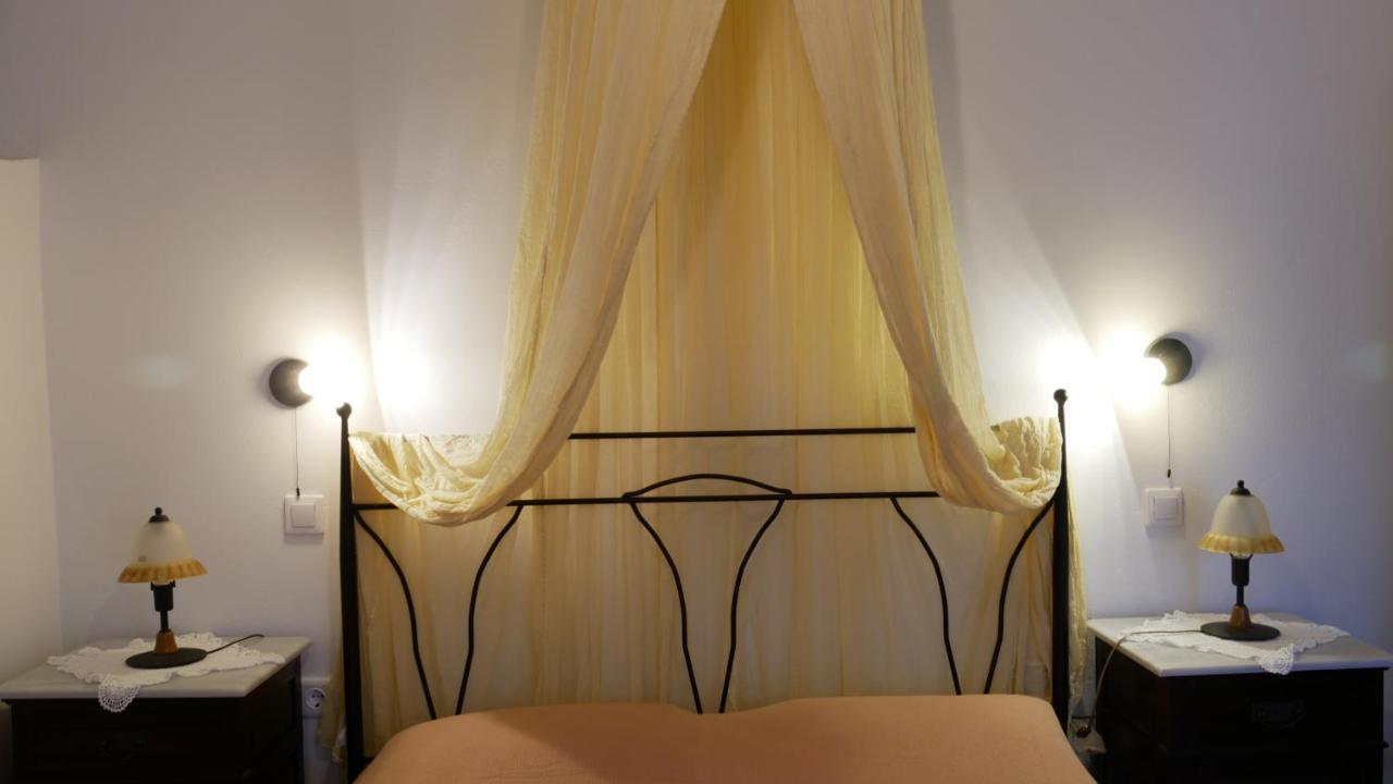 Pepi'S Rooms Triovasalos Экстерьер фото