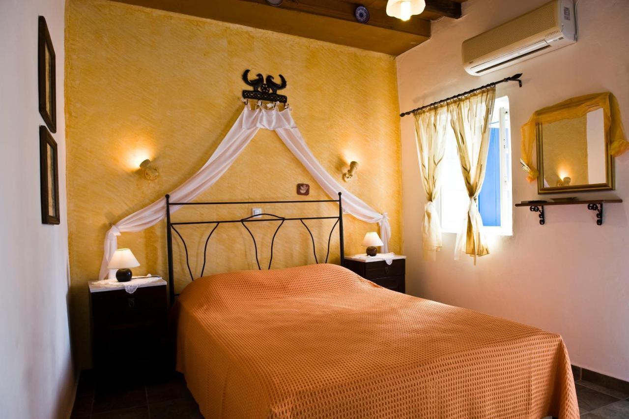 Pepi'S Rooms Triovasalos Экстерьер фото